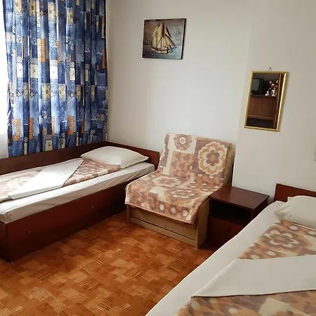 Vendégház Guest Denitsa